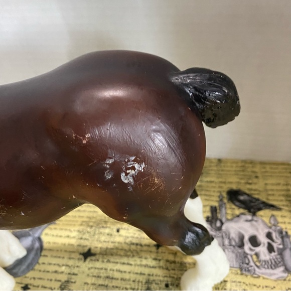 Breyer TSC 2018 80th Anniversary Special Run- Alba Clydesdale Mare Collectible ￼ - Picture 6 of 9